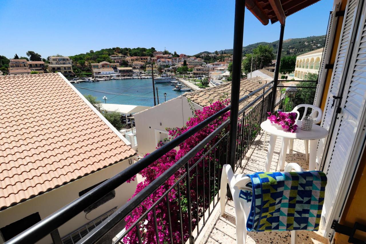 Antigone Apartments Kassiopi Exterior foto