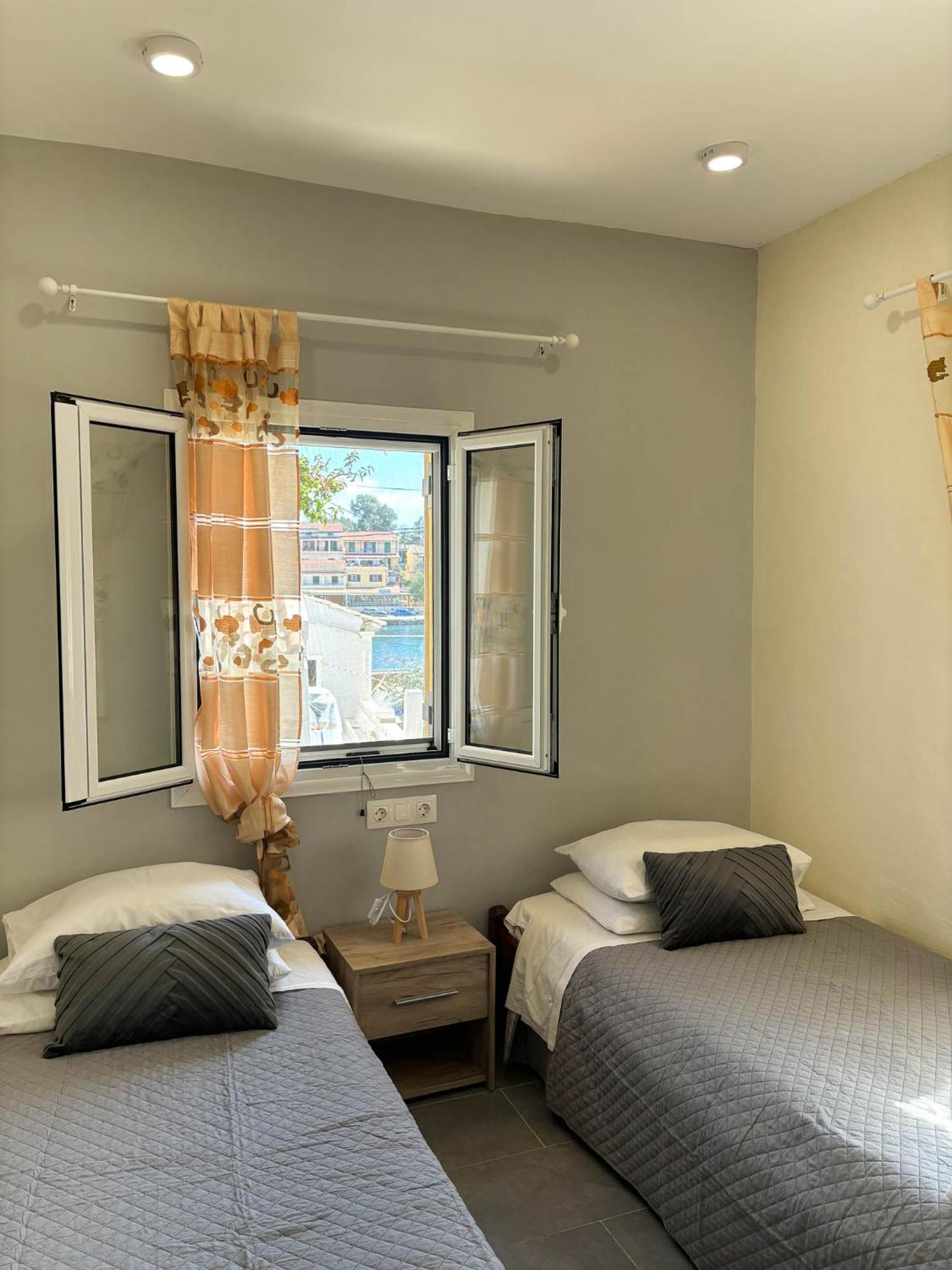 Antigone Apartments Kassiopi Exterior foto